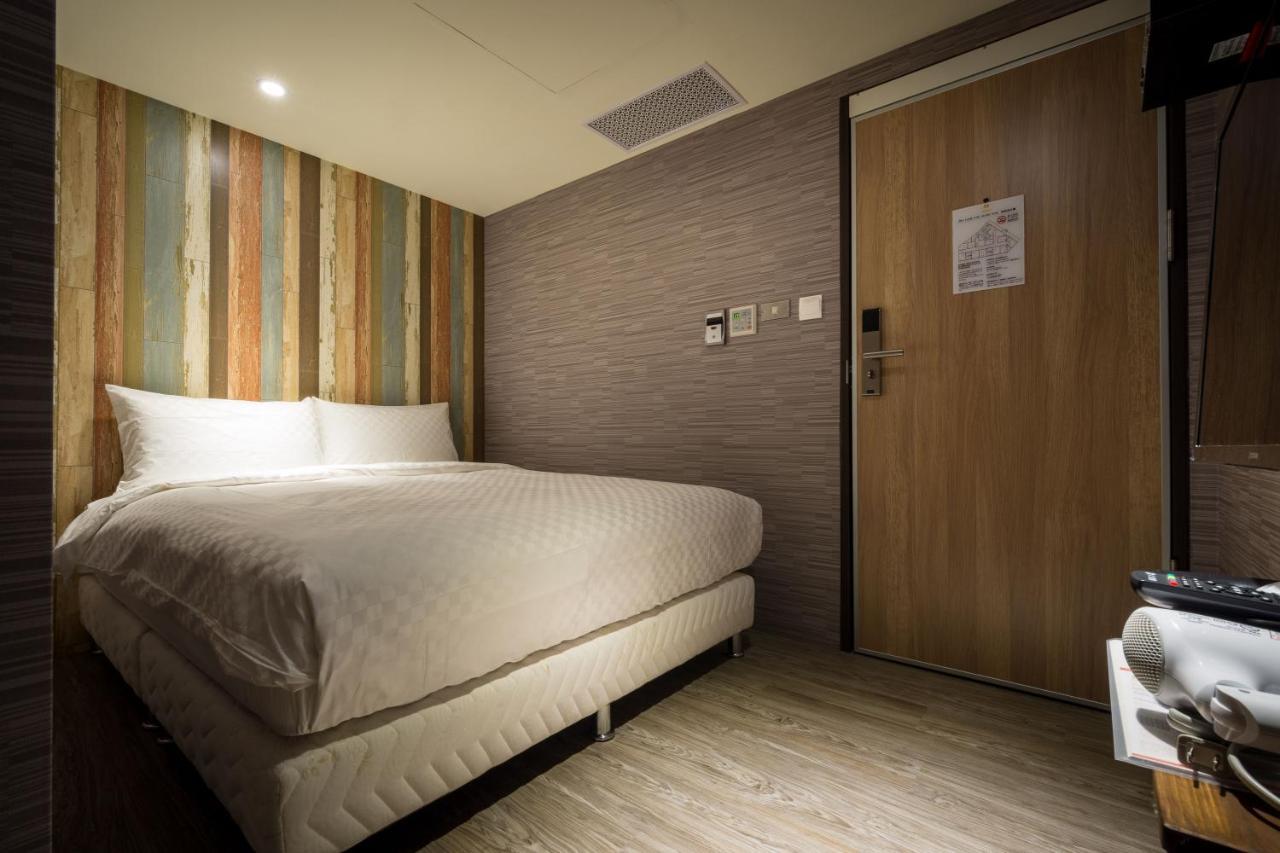 The Cole Hotel Taipei Esterno foto