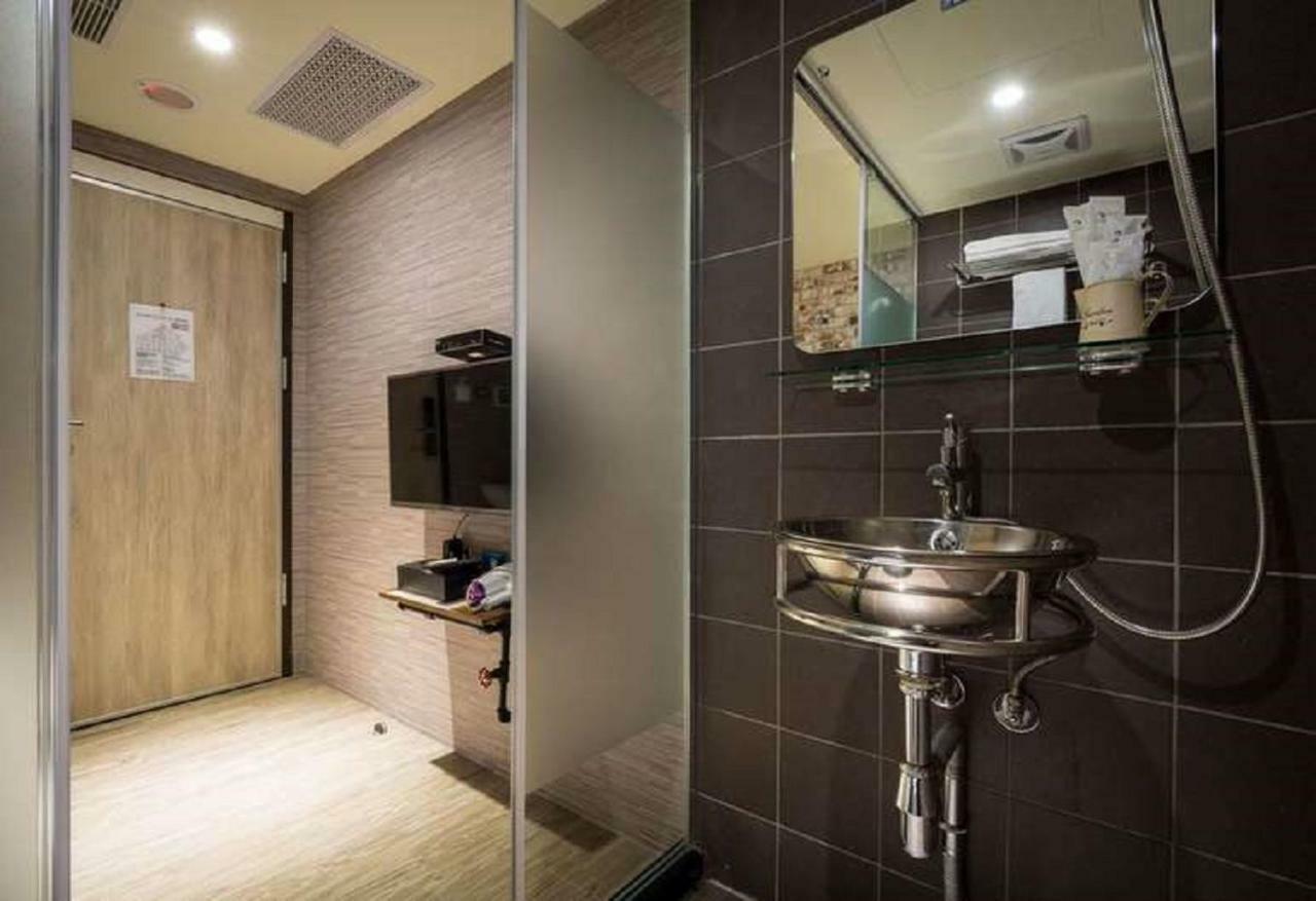 The Cole Hotel Taipei Esterno foto